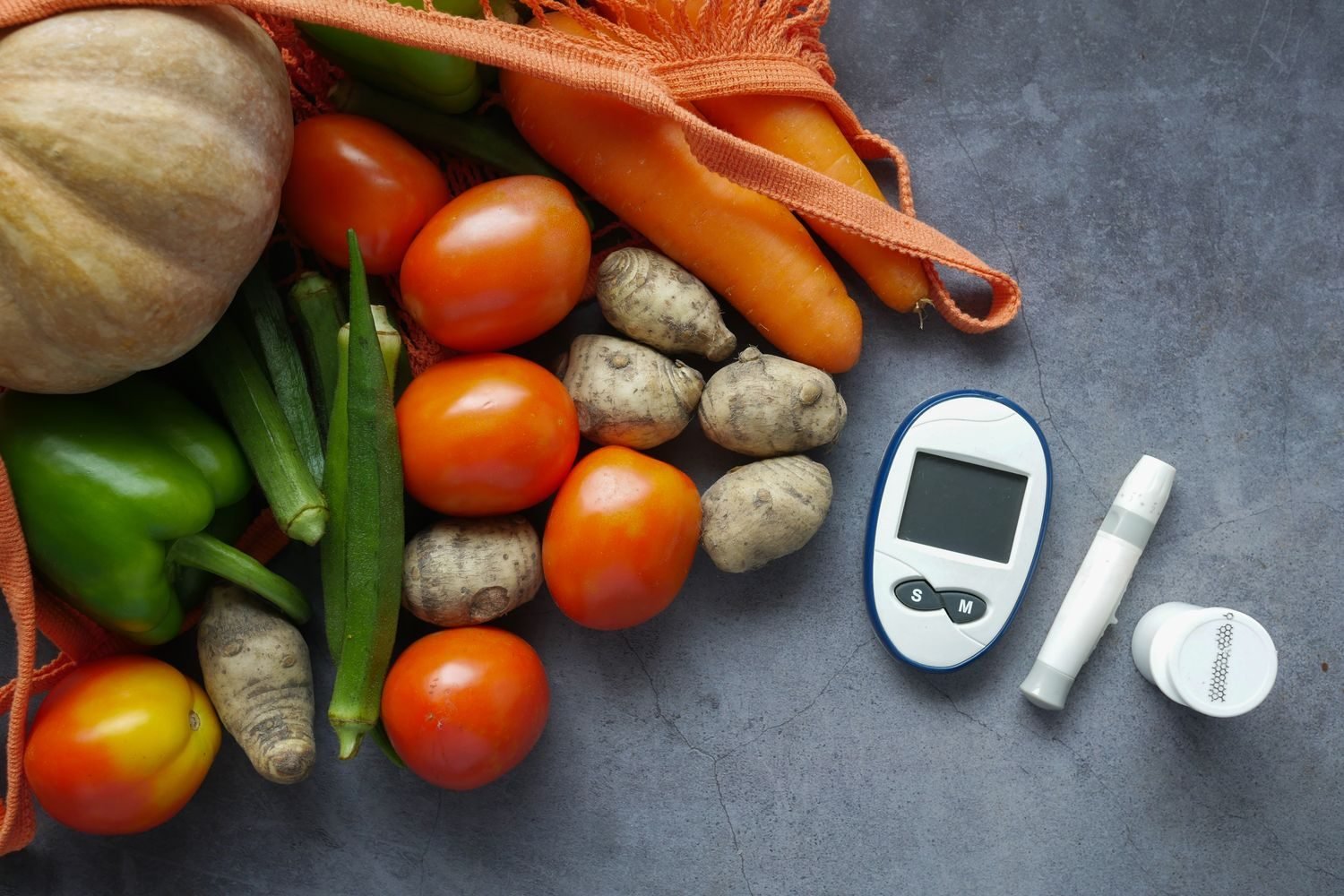 Weekly DASH diet meal plan chart for high blood pressure with vegetarian and non-vegetarian Indian food options