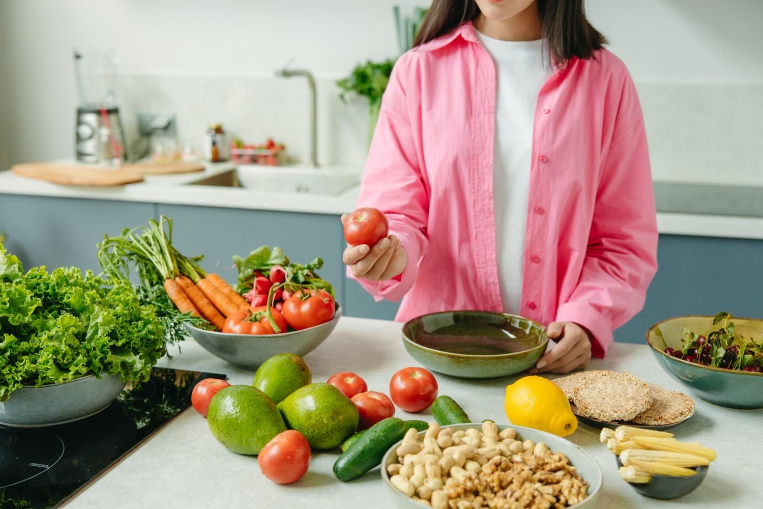 Fresh fruits, vegetables, and whole grains arranged as heart-healthy alternatives to added sugar