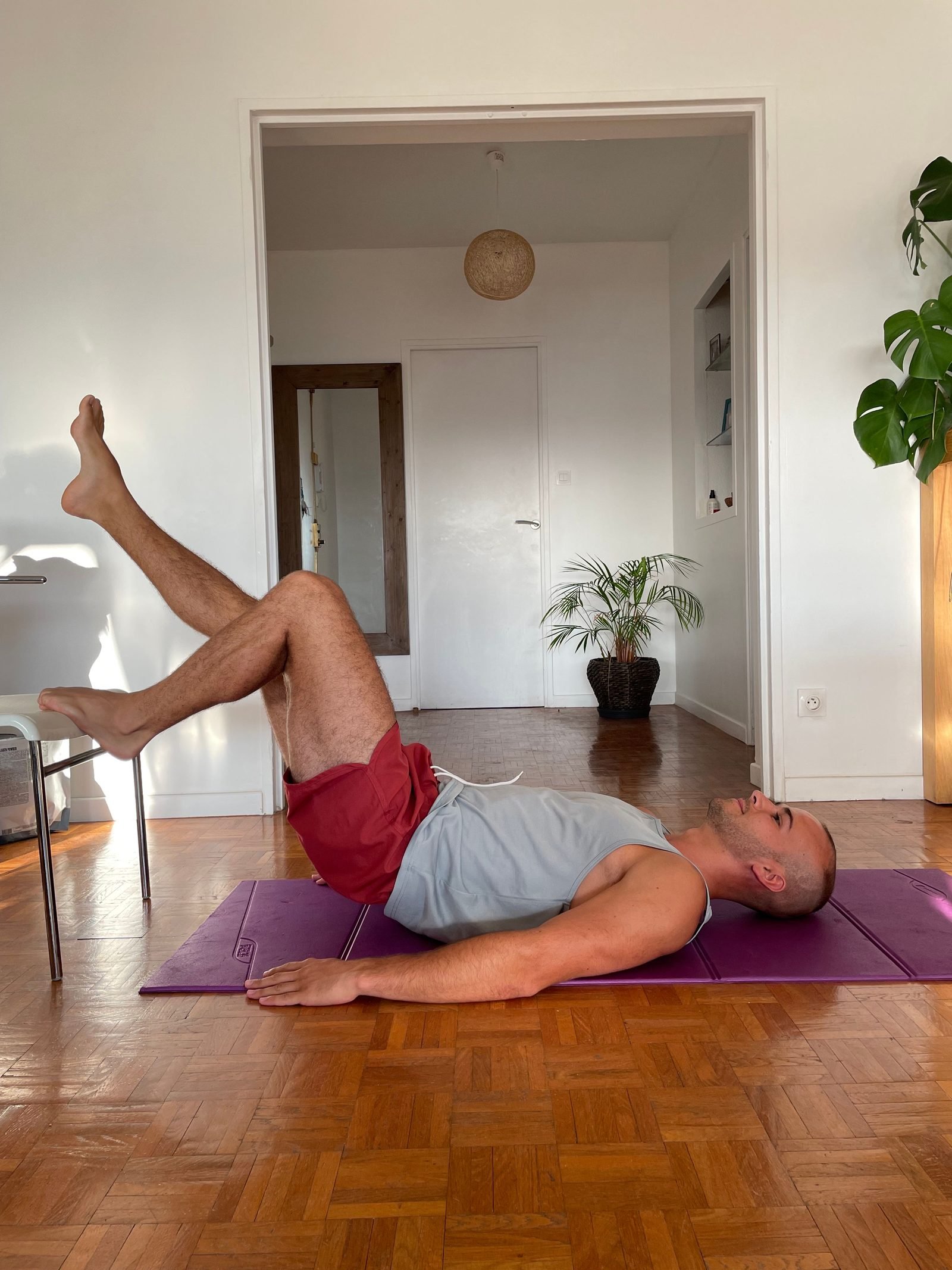 Leg raise core exercise for abdominal strength