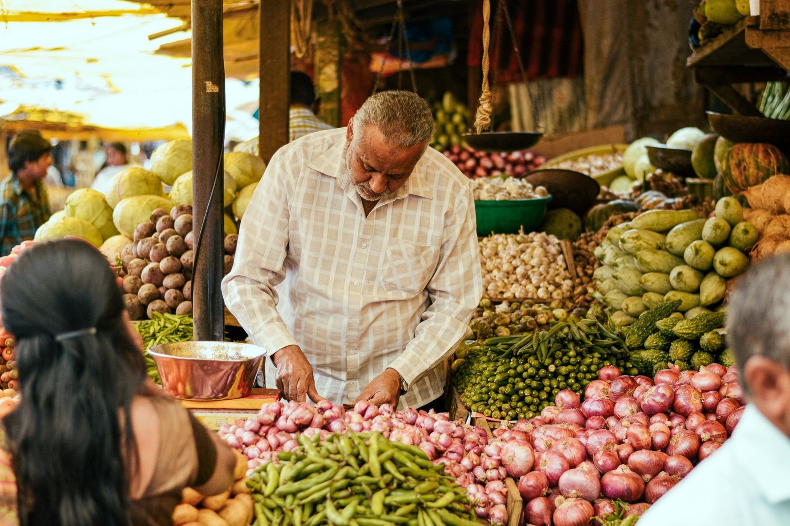 Fresh seasonal vegetables used to adapt a weight loss diet chart to regional Indian kitchens
