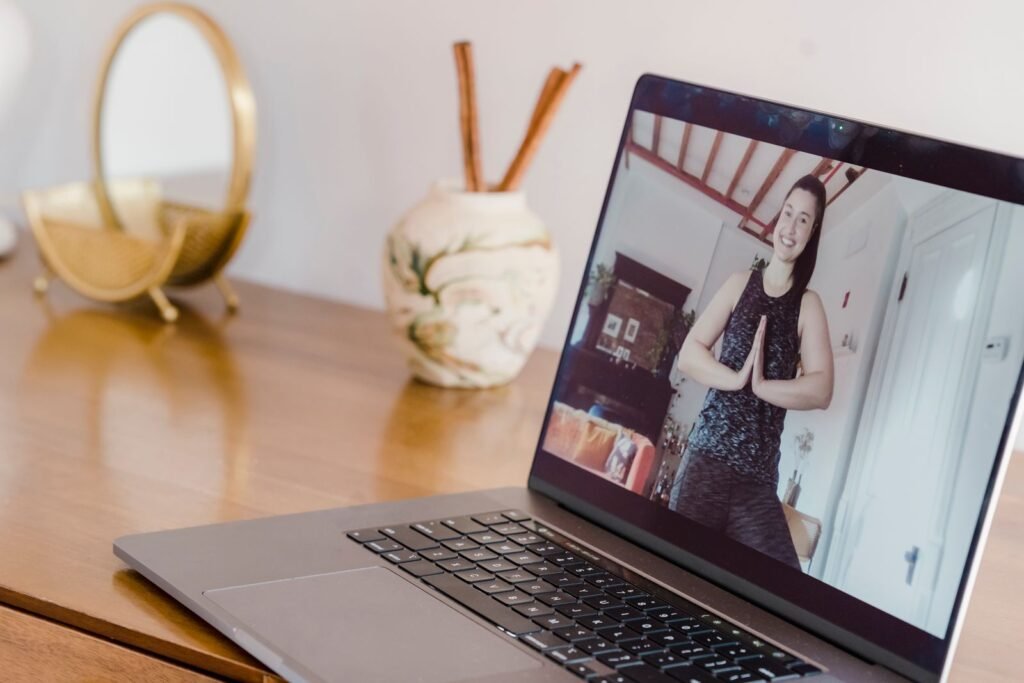 Online Yoga Classes: How to Choose the Best One for You
