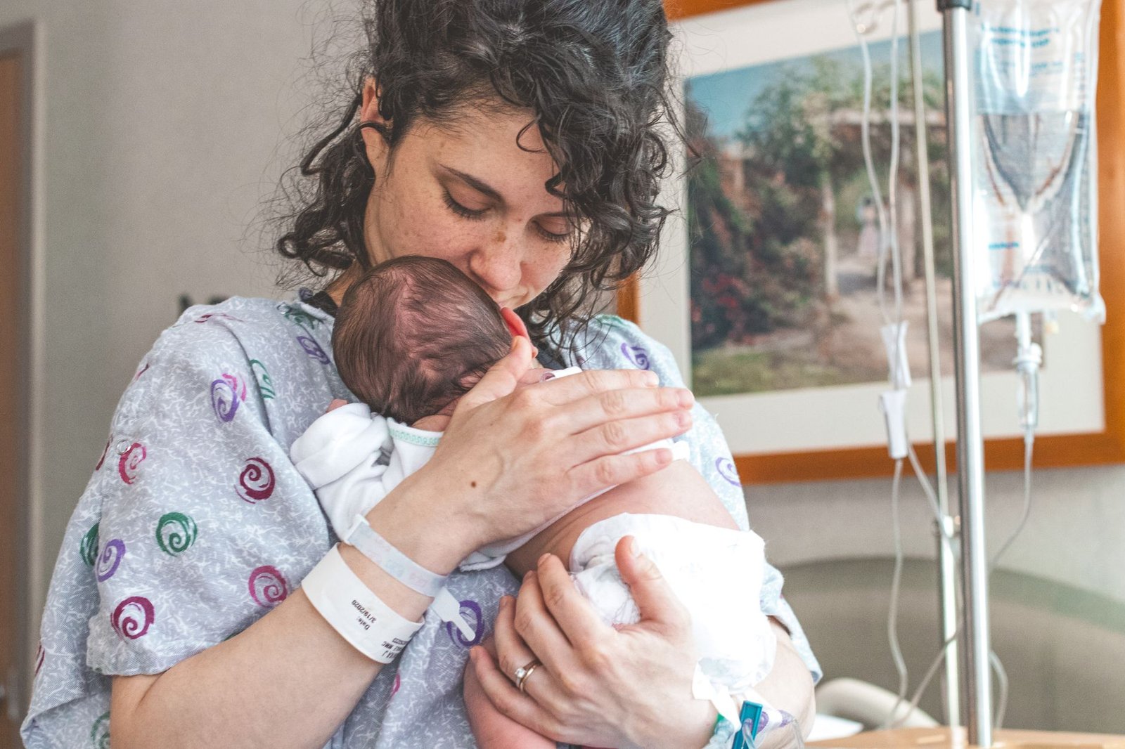New mother in the postpartum period when rapid weight loss is discouraged